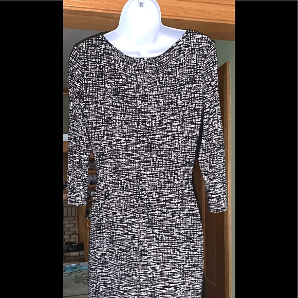 Lauren Ralph Lauren Size 8. - Picture 4 of 4